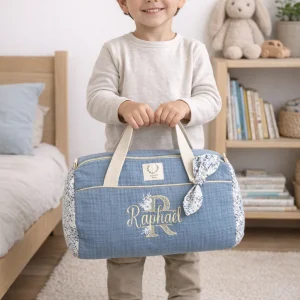 Louison le sac polochon enfant gaze ciel et Adelajda initiale dentelle
