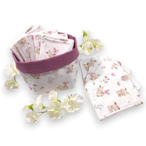 Coffret cadeau pour bébé : lingettes lavables douces et absorbantes en coton bio GOTS + panière artisanale
