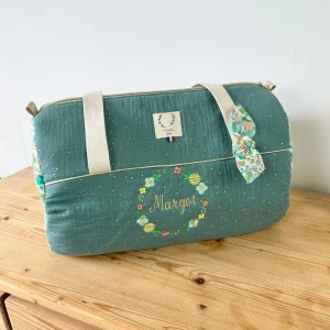 Louison le sac polochon enfant Liberty Betsy menthe et couronne brodée