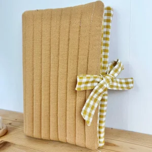 Noé le protège carnet camel