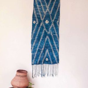 Echarpe indigo Dogon,  motif croix, tissé main vintage