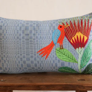 Coussin binakol oiseau brodé main,  30x 50 No.2