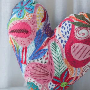 Coussin coeur brodé, Trio love