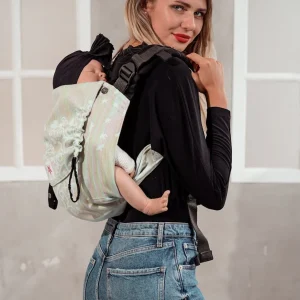 Porte-bébé Onbu de Marlène au Pays des Merveilles